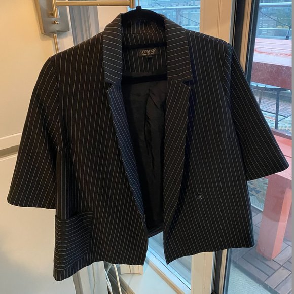 Black and white pinstripe Topshop blazer Size 6 (small/ medium) - Picture 1 of 3